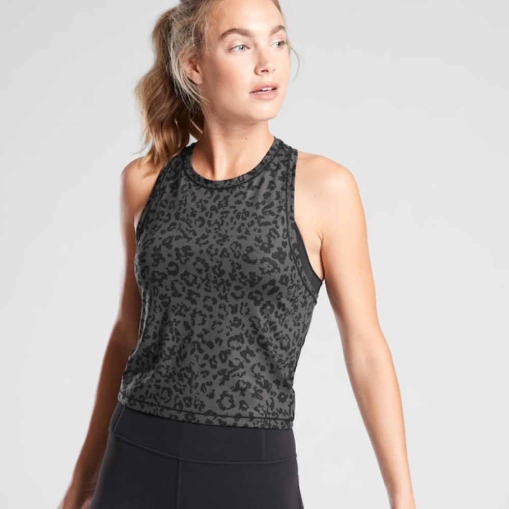 NWT Athleta cropped leopard print tank